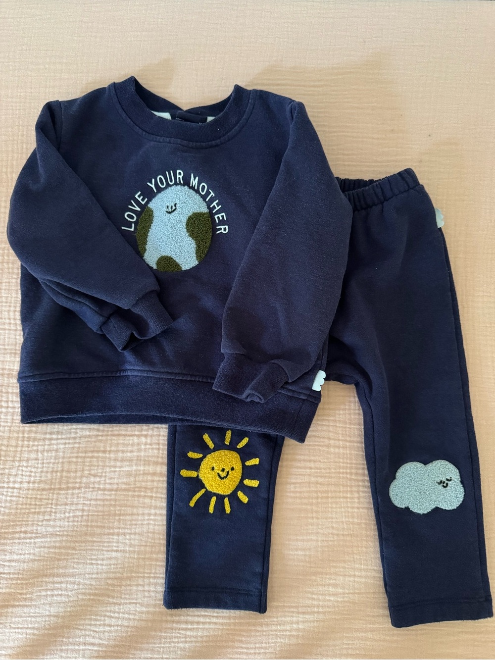 Mon Coeur “love your mother” jogger set